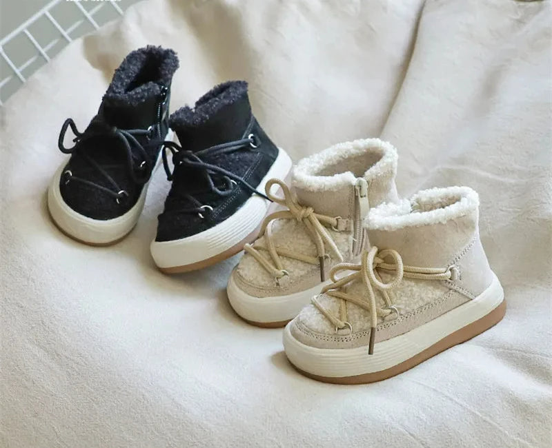 Baby Boots – Plüschstiefel mit Gummisohle für Jungen & Mädchen